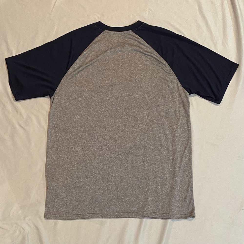 Cleveland Cavaliers NBA Color-Block Raglan Tee L - Picture 3 of 5